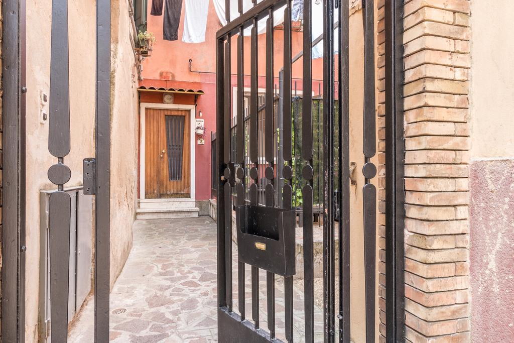 Casa Di Oscar Apartment Венеция Екстериор снимка